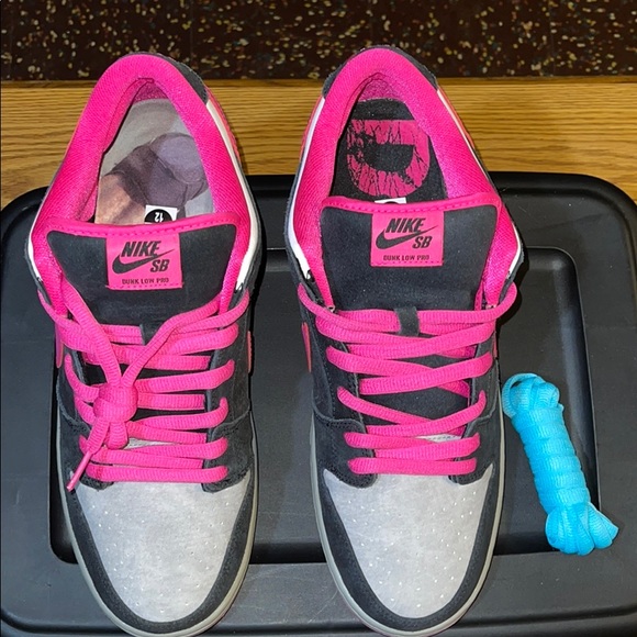 Nike SB Dunk - Picture 7 of 8